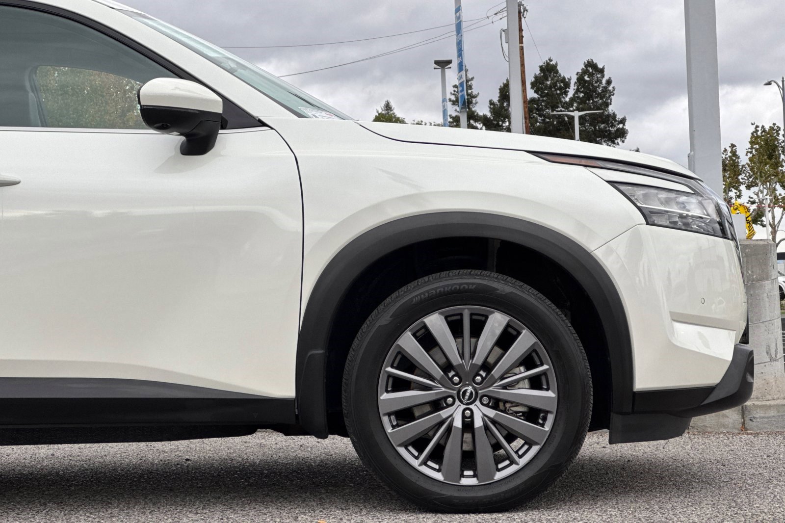 Used 2024 Nissan Pathfinder SL w/ SL Premium Package image 35