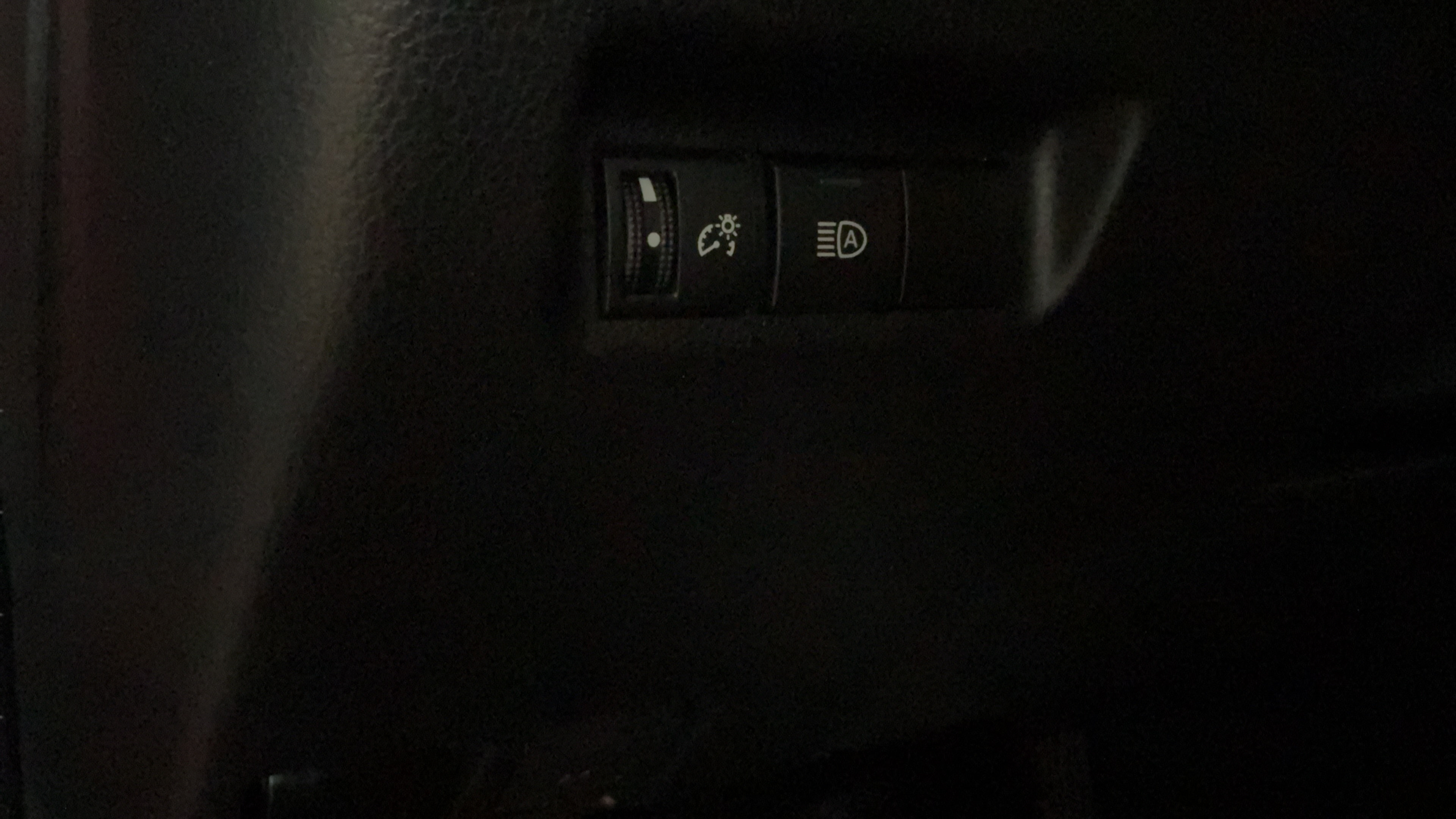 Certified 2021 Toyota RAV4 LE FWD image 18