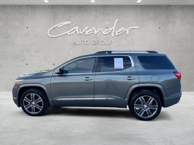 Used 2018 GMC Acadia Denali w/ Technology Package FWD image 13