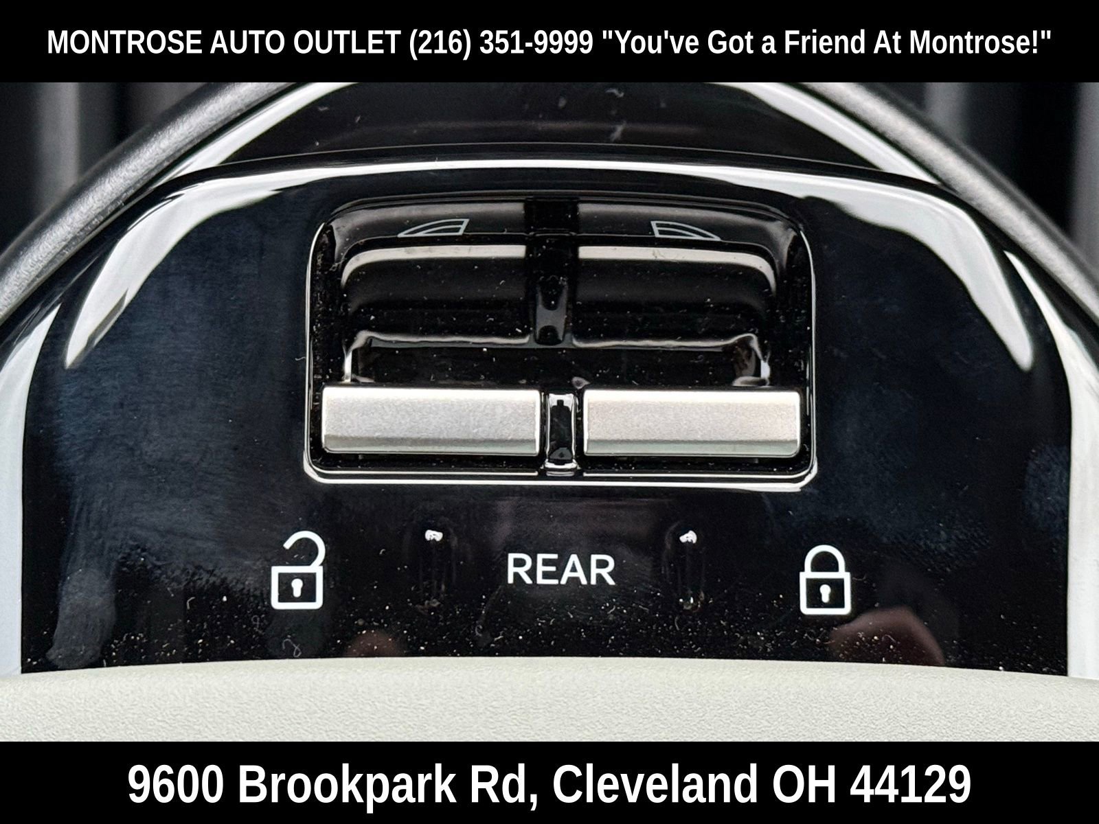 New 2026 Volvo EX30 Cross Country Ultra image 27