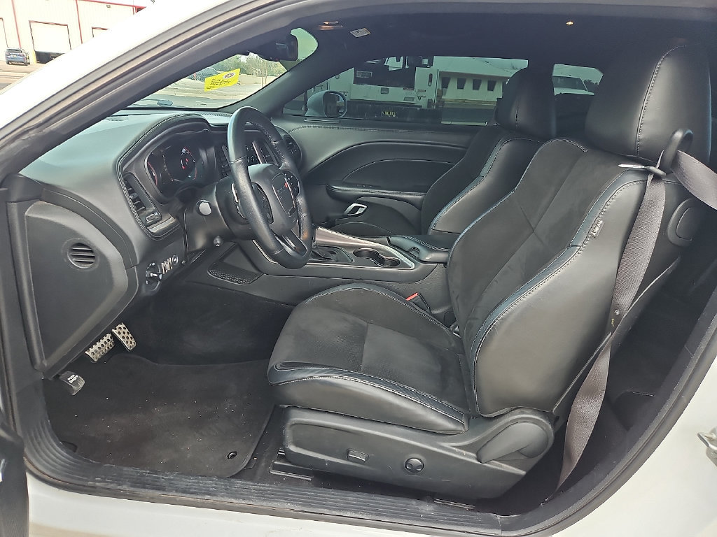 Used 2022 Dodge Challenger R/T w/ Plus Package RWD image 15