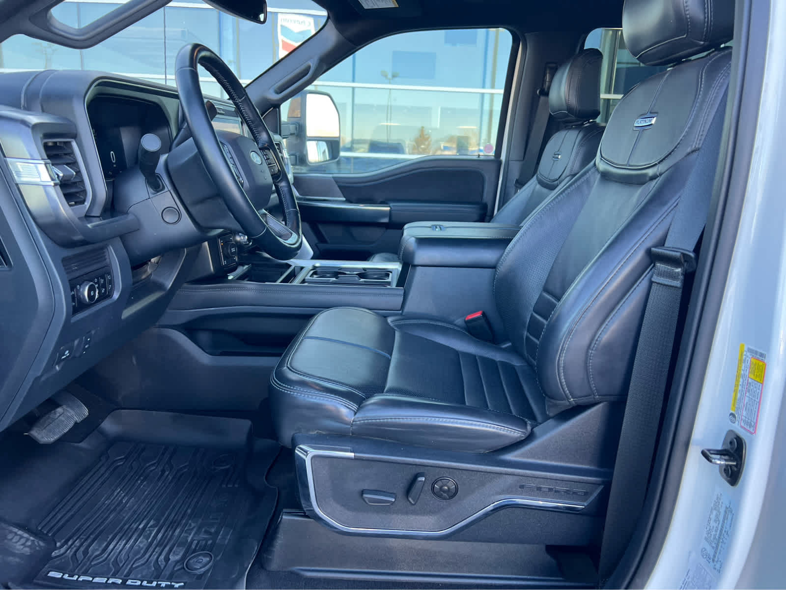 Certified 2025 Ford F350 Platinum AWD/4WD image 28