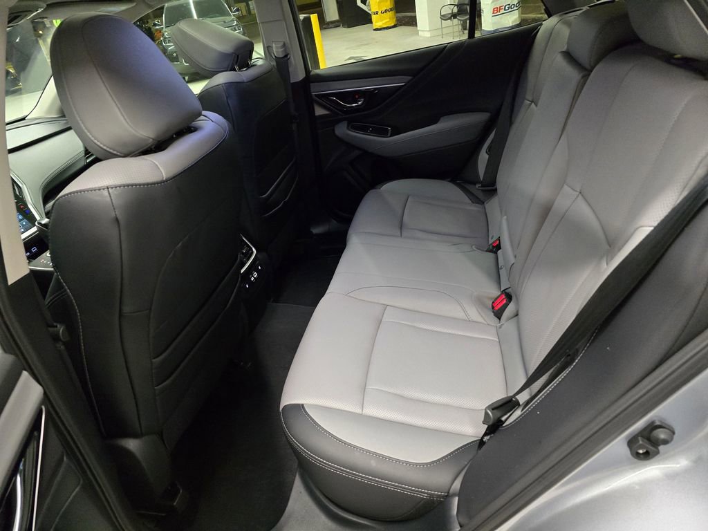 Used 2025 Subaru Outback Limited XT w/ Popular Package #2 image 30