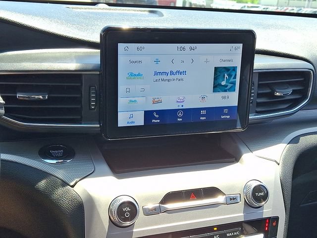 Certified 2022 Ford Explorer XLT w/ Equipment Group 202A AWD/4WD image 16