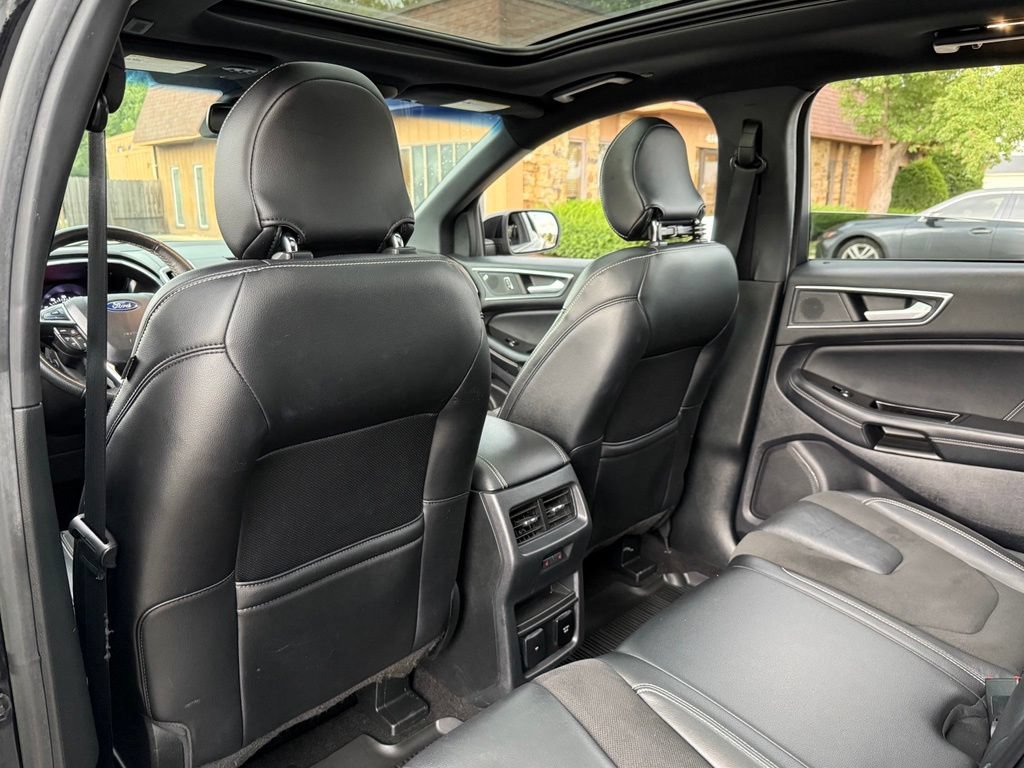 Used 2019 Ford Edge ST w/ Equipment Group 401A AWD/4WD image 14