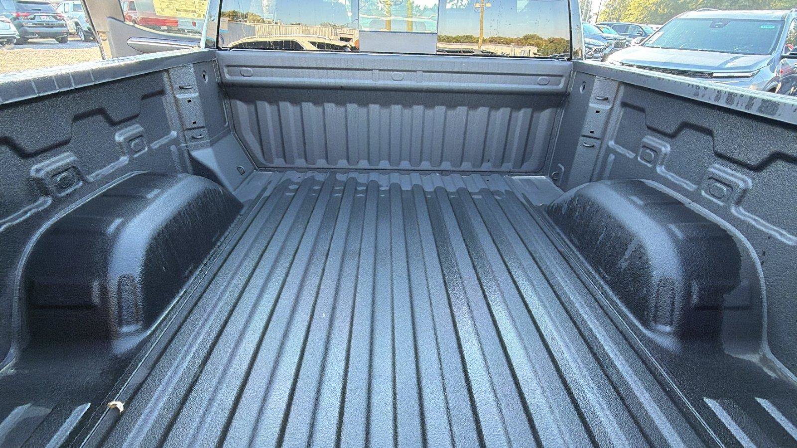 New 2026 Chevrolet Silverado 1500 LTZ w/ LTZ Premium Package AWD/4WD image 14