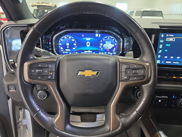Used 2023 Chevrolet Silverado 1500 High Country w/ Technology Package AWD/4WD image 18