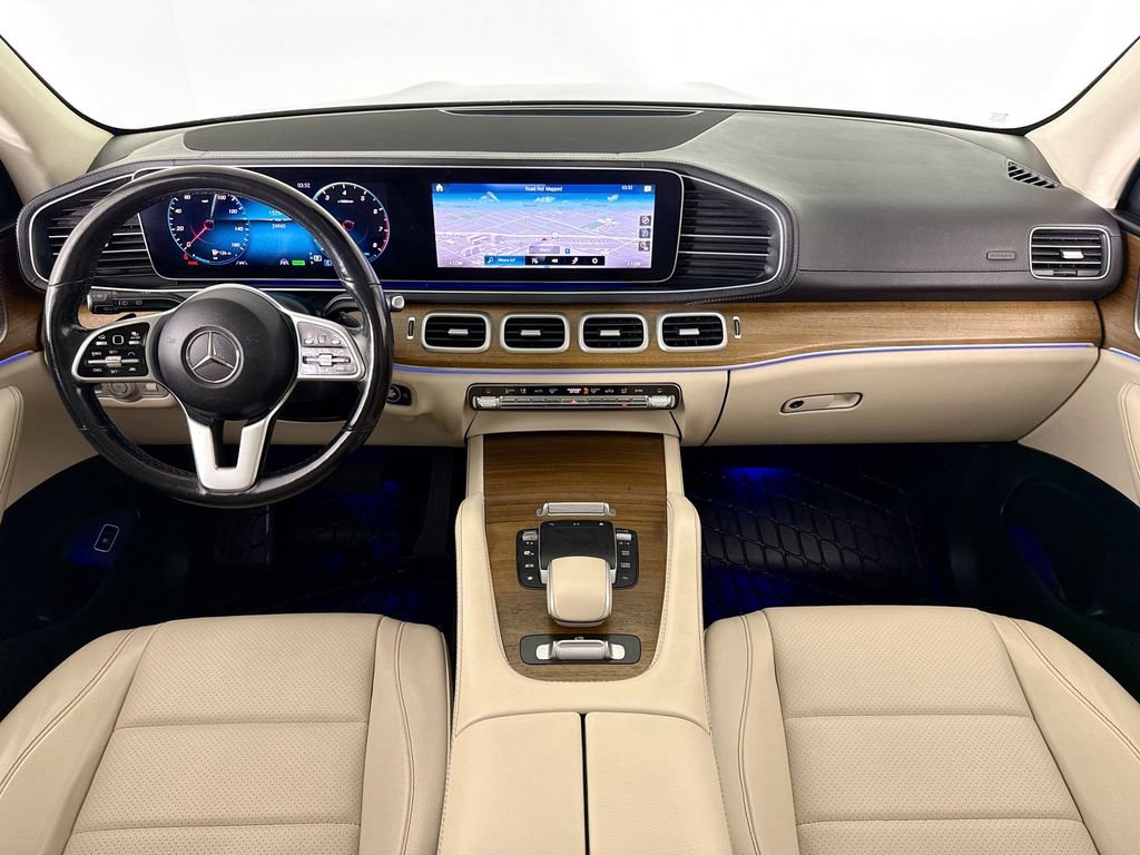 Used 2023 Mercedes-Benz GLS 450 4MATIC image 9