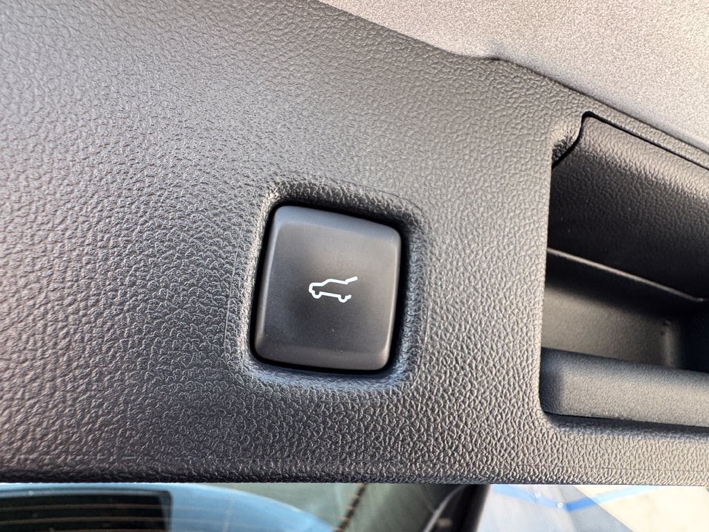 Used 2024 Ford Escape Active w/ Tech Pack #1 AWD/4WD image 33