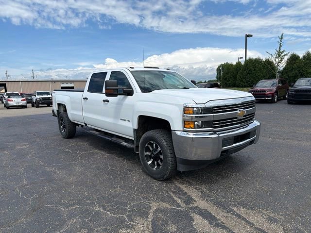 Used 2016 Chevrolet Silverado 2500 W/T w/ WT Convenience Package AWD/4WD image 2