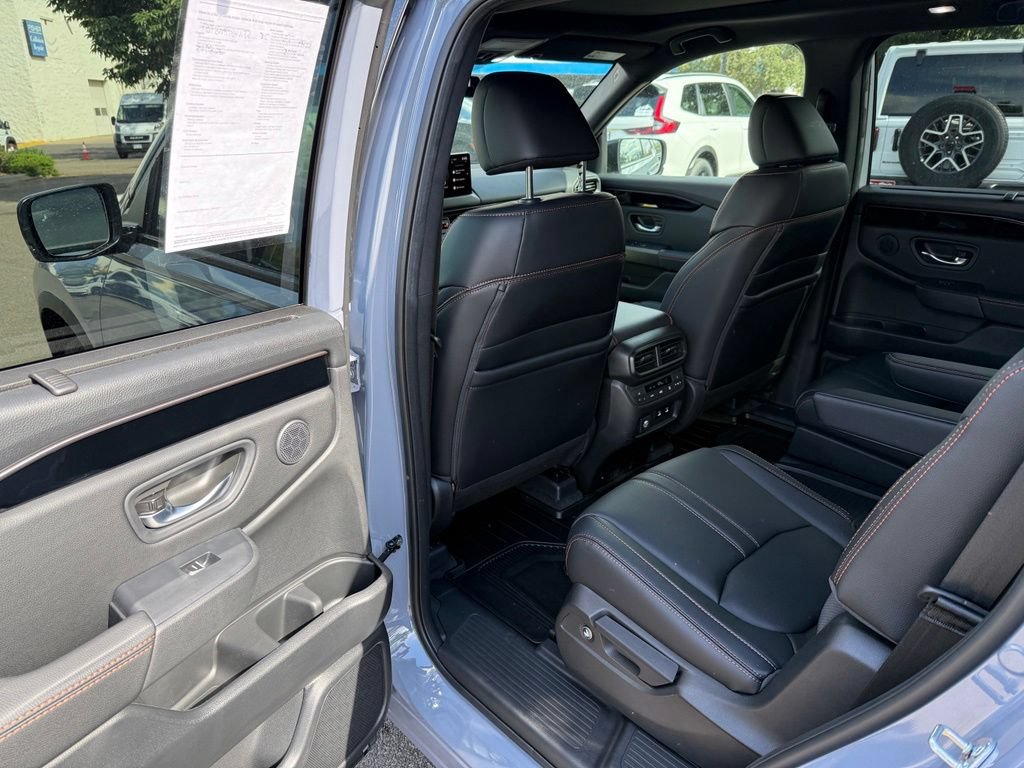 Certified 2026 Honda Pilot TrailSport image 15