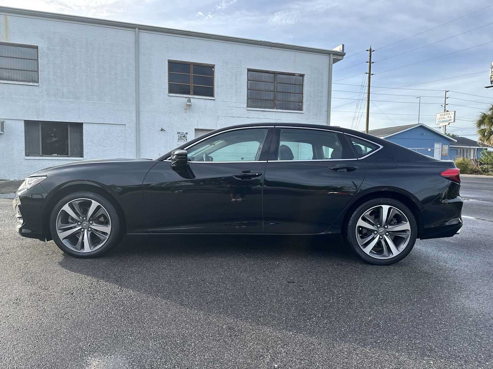 Used 2023 Acura TLX SH-AWD w/ Advance Package image 3