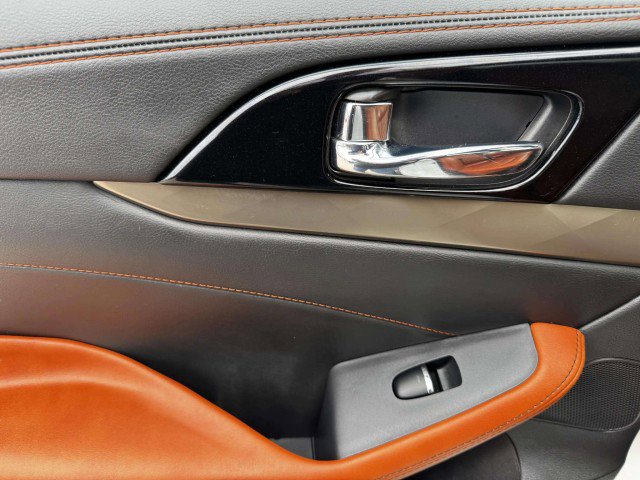 Used 2020 Nissan Maxima Platinum w/ Reserve Package image 35