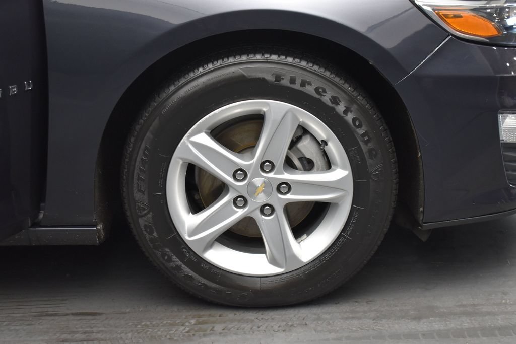 Used 2022 Chevrolet Malibu LS FWD image 5