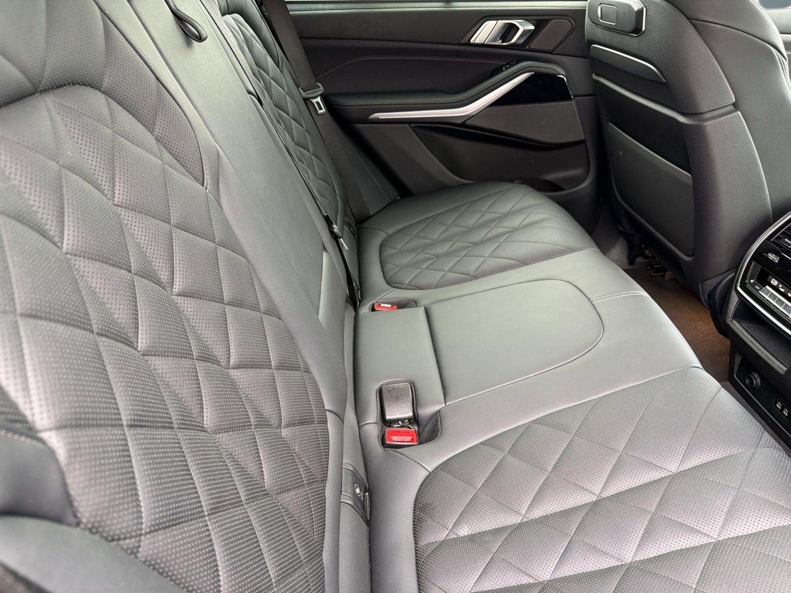 Certified 2024 BMW X5 M60i AWD/4WD image 30