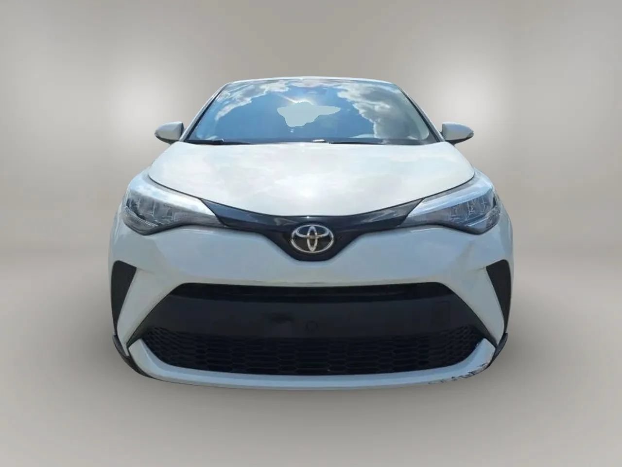 Used 2021 Toyota C-HR LE FWD image 4