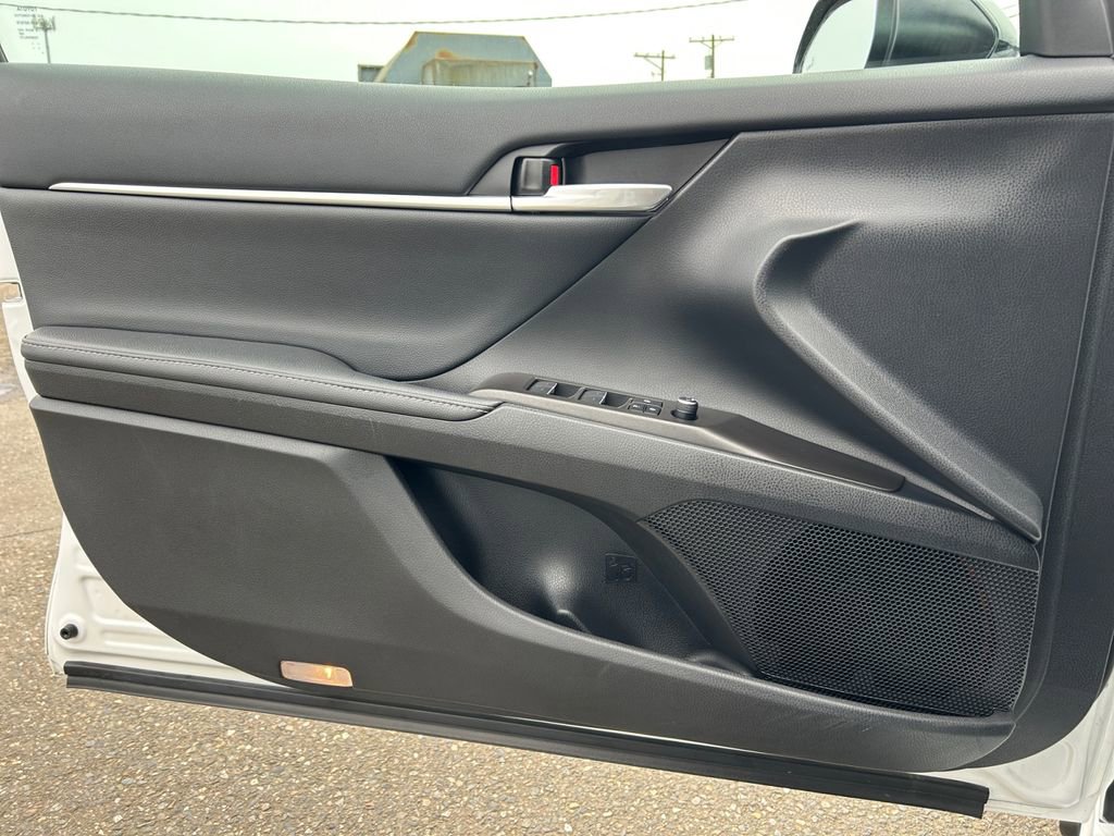 Used 2023 Toyota Camry XSE w/ Navigation Package image 22