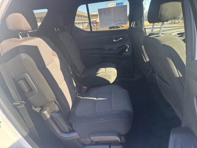 Used 2022 Chevrolet Traverse LT image 21