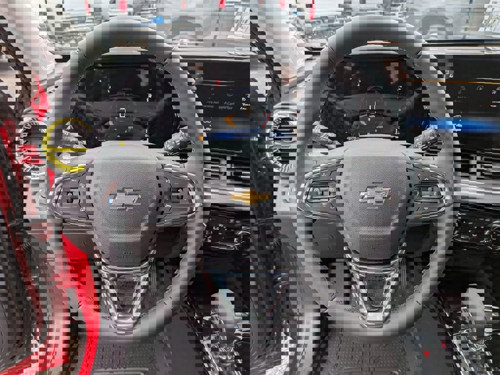 New 2026 Chevrolet Trax LT w/ Sunroof Package FWD image 13