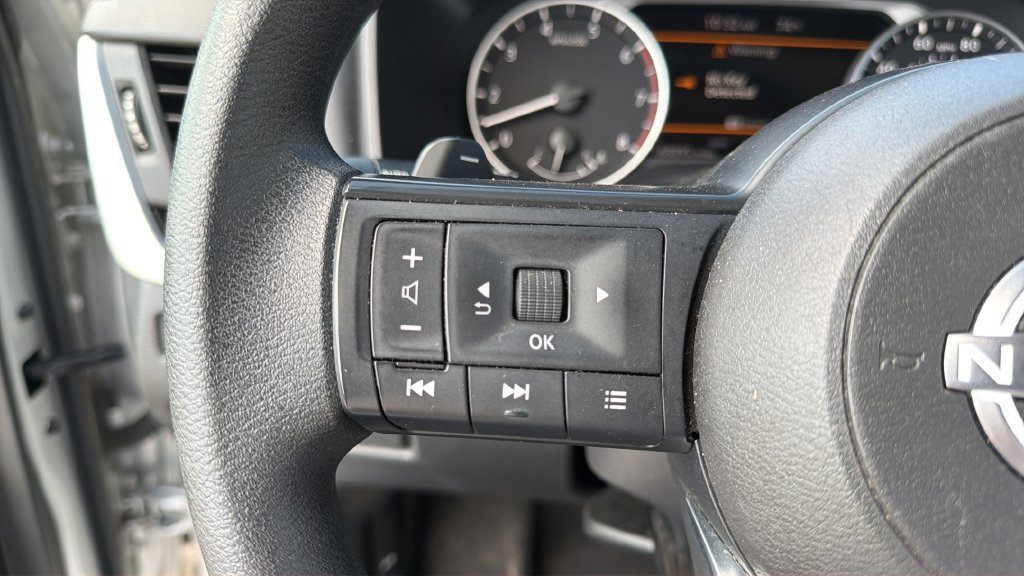 Used 2024 Nissan Rogue S AWD/4WD image 25