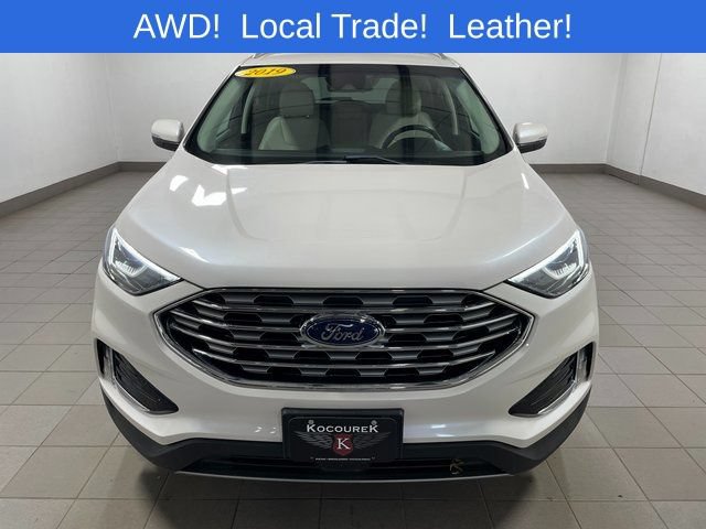 Used 2019 Ford Edge Titanium AWD/4WD image 2