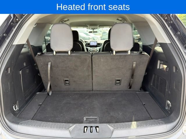 Used 2024 Ford Explorer XLT w/ Equipment Group 202A AWD/4WD image 20