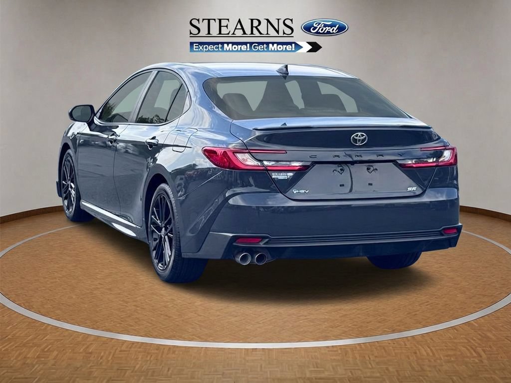 Used 2025 Toyota Camry SE w/ Convenience Package FWD image 11