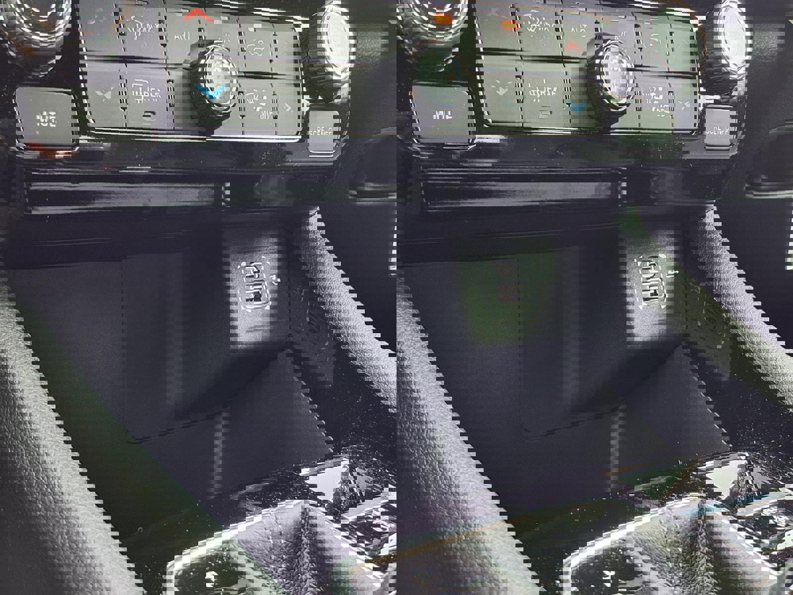 Used 2026 Jeep Compass Limited image 13