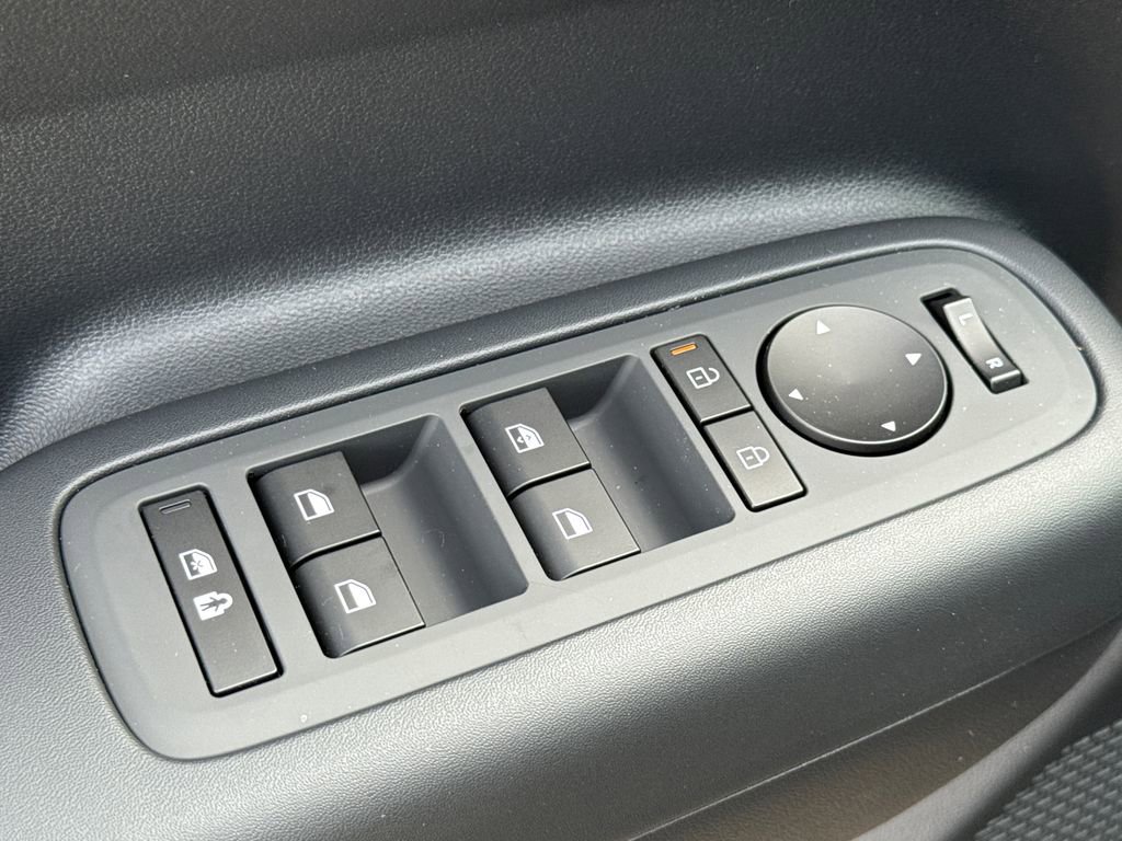 New 2026 Hyundai Santa Fe SE image 23