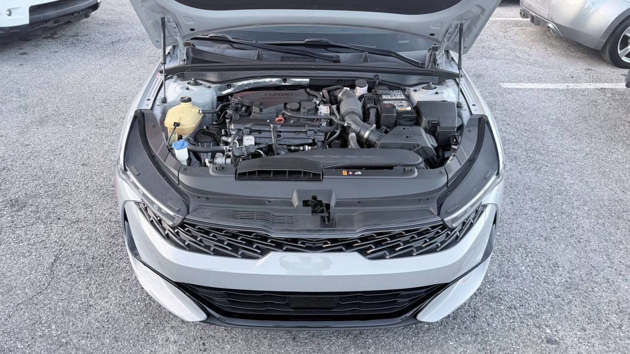 Used 2023 Kia K5 GT-Line w/ GT-Line Premium Package image 11