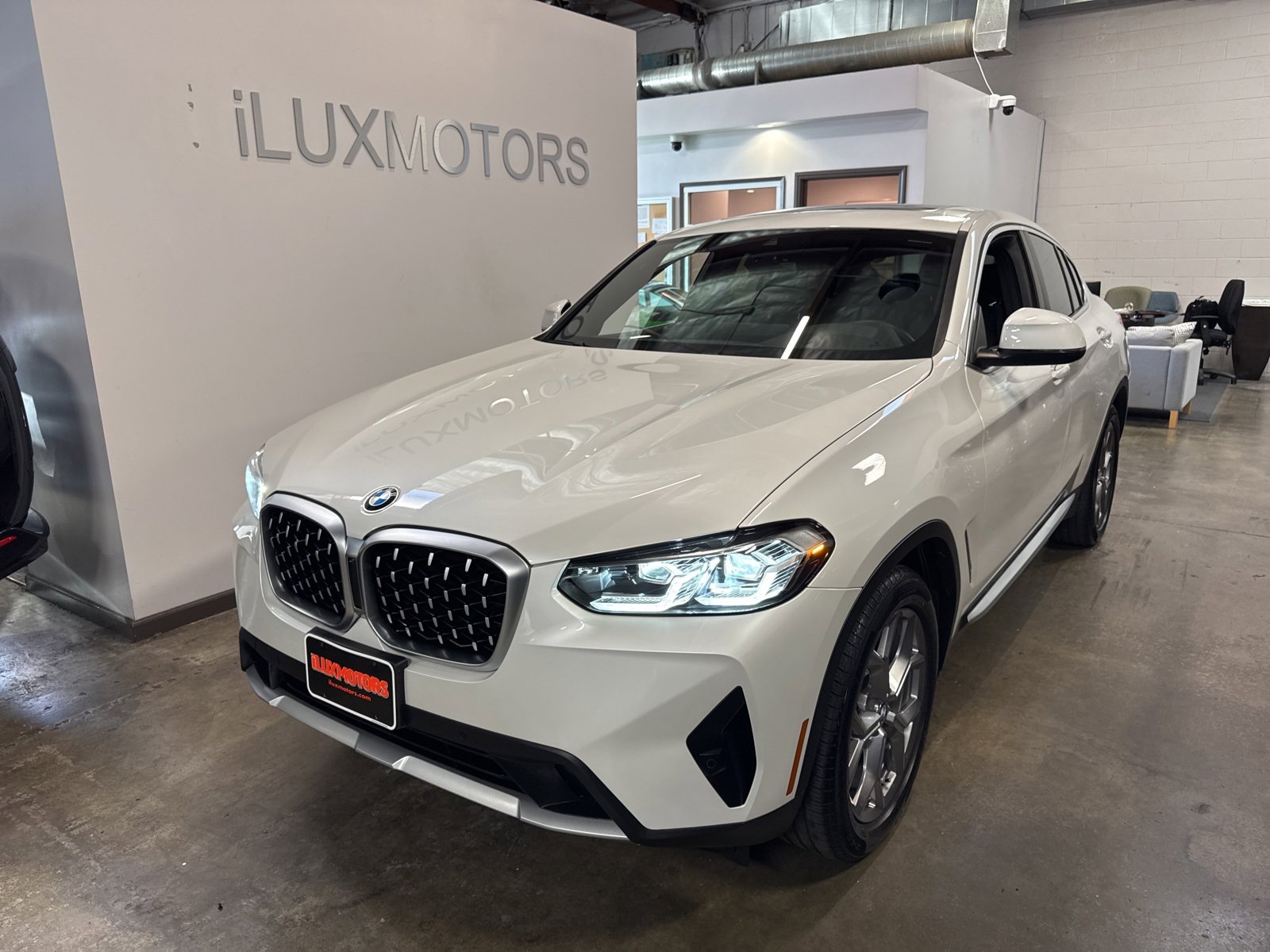 Used 2023 BMW X4 xDrive30i w/ Premium Package