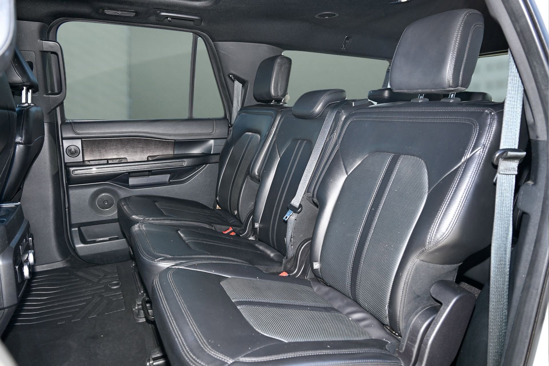 Used 2021 Ford Expedition Max Limited image 7