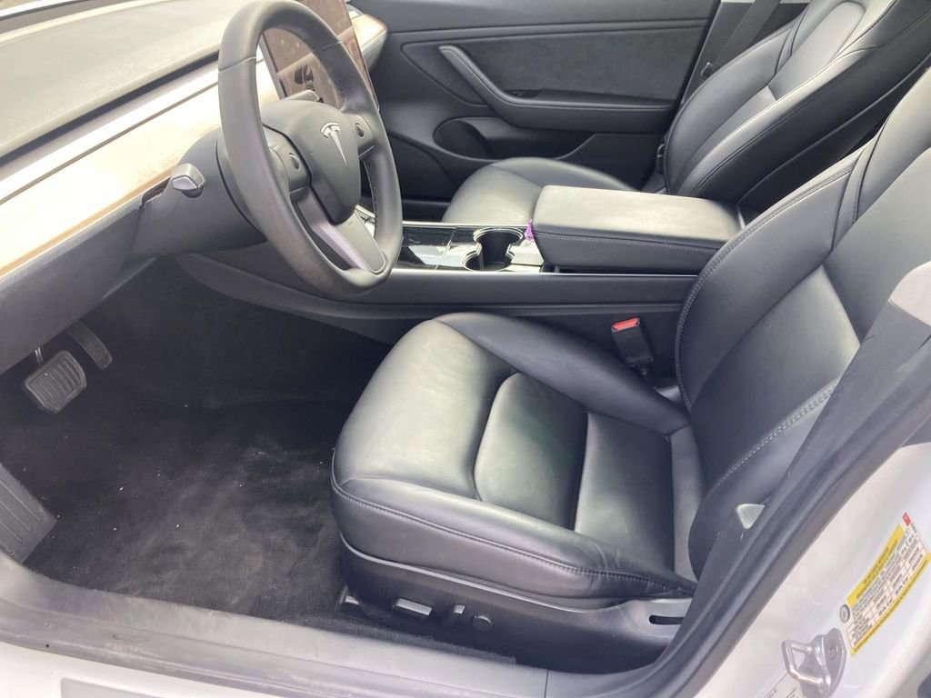 Used 2019 Tesla Model 3 Long Range image 19