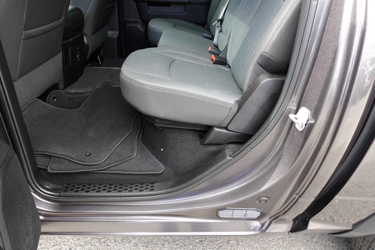 Used 2023 RAM 1500 Classic Warlock image 24