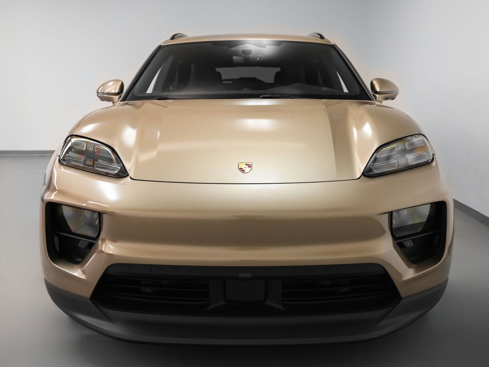 New 2025 Porsche Macan 4S Electric image 8