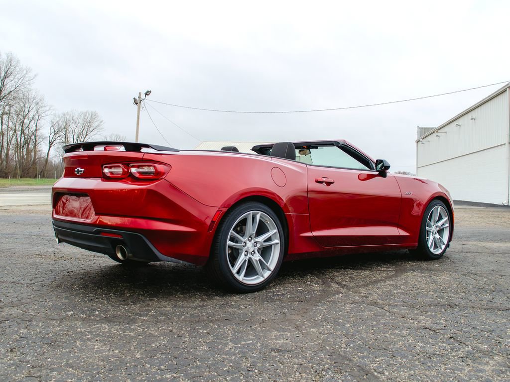 Used 2022 Chevrolet Camaro LT w/ Technology Package image 14
