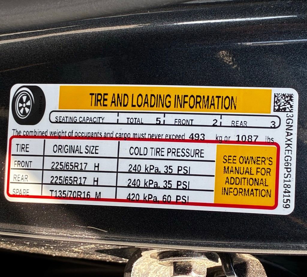 Used 2023 Chevrolet Equinox LT image 13