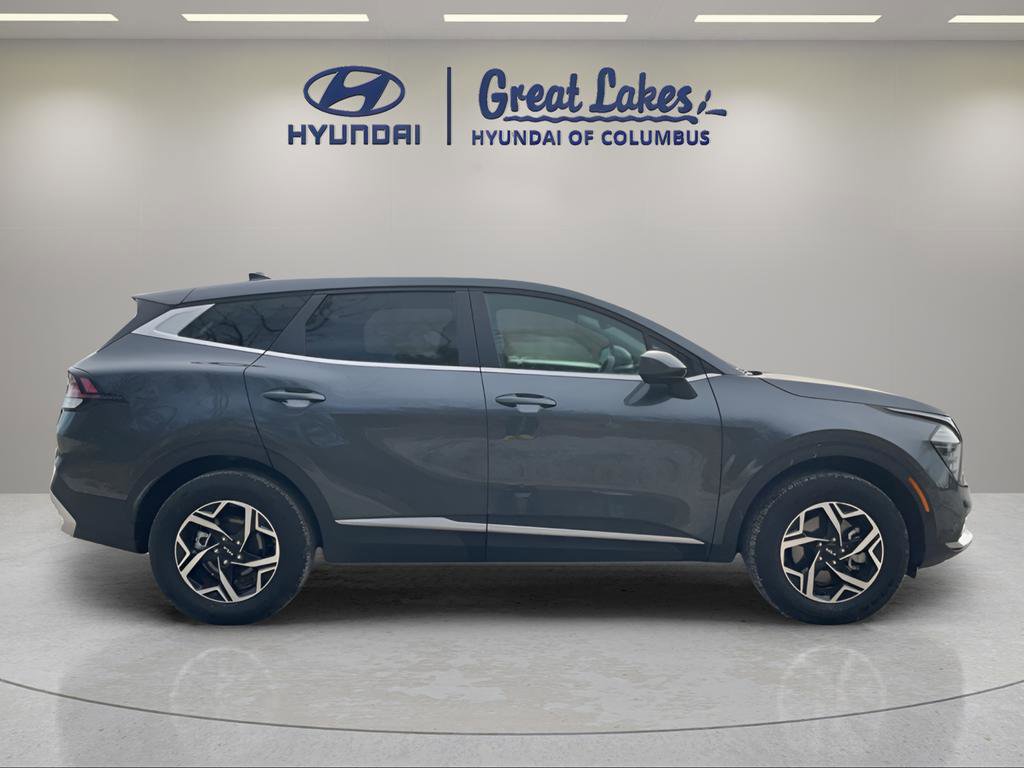 Used 2024 Kia Sportage LX image 6