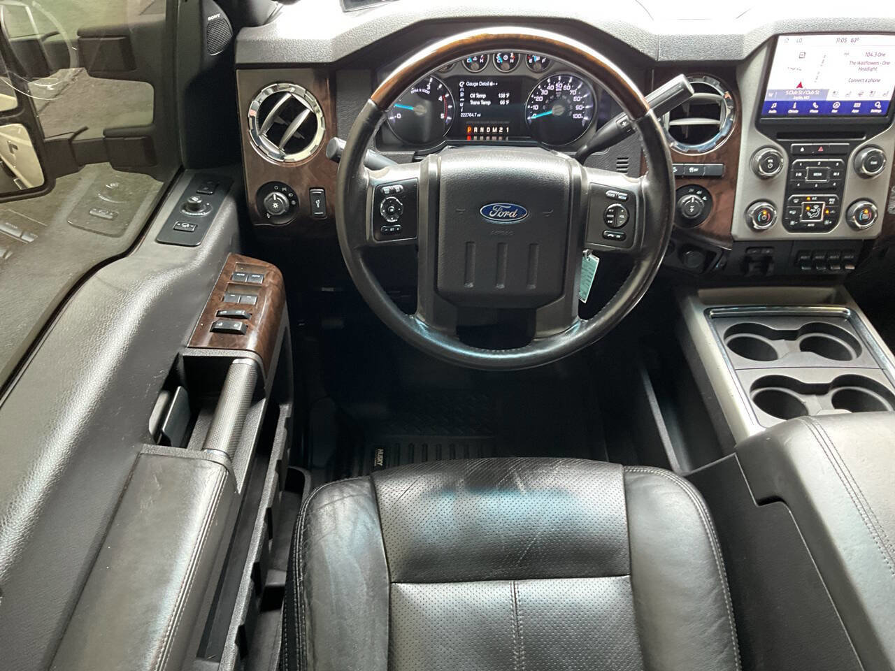 Used 2015 Ford F250 Platinum AWD/4WD image 25