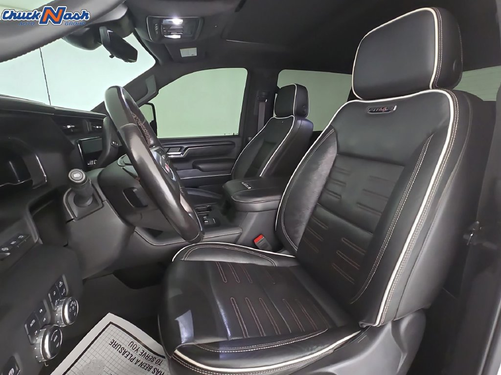 Used 2025 GMC Sierra 2500 AT4X AWD/4WD image 25