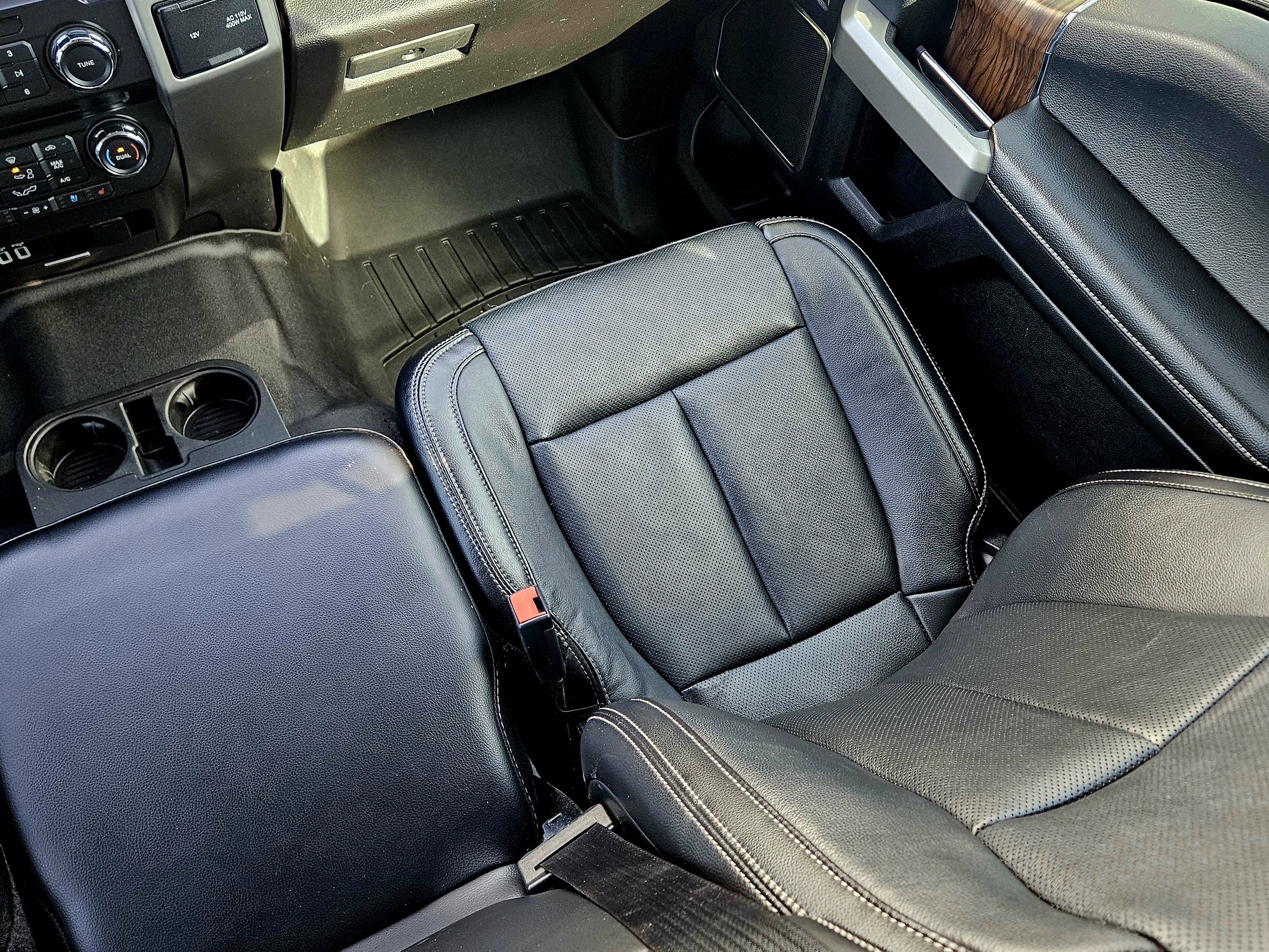 Used 2018 Ford F150 Lariat image 14