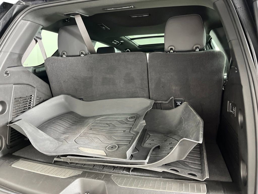 Certified 2024 GMC Yukon Denali AWD/4WD image 13