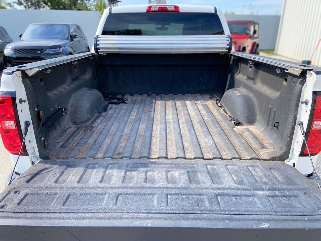 Used 2018 Chevrolet Silverado 1500 W/T w/ WT Convenience Package AWD/4WD image 13