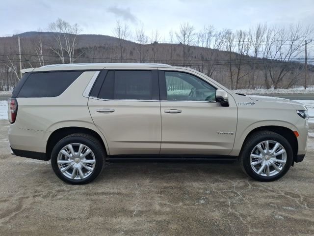 Used 2021 Chevrolet Tahoe High Country w/ Premium Package image 2