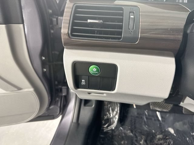 Used 2016 Honda Accord EX image 14