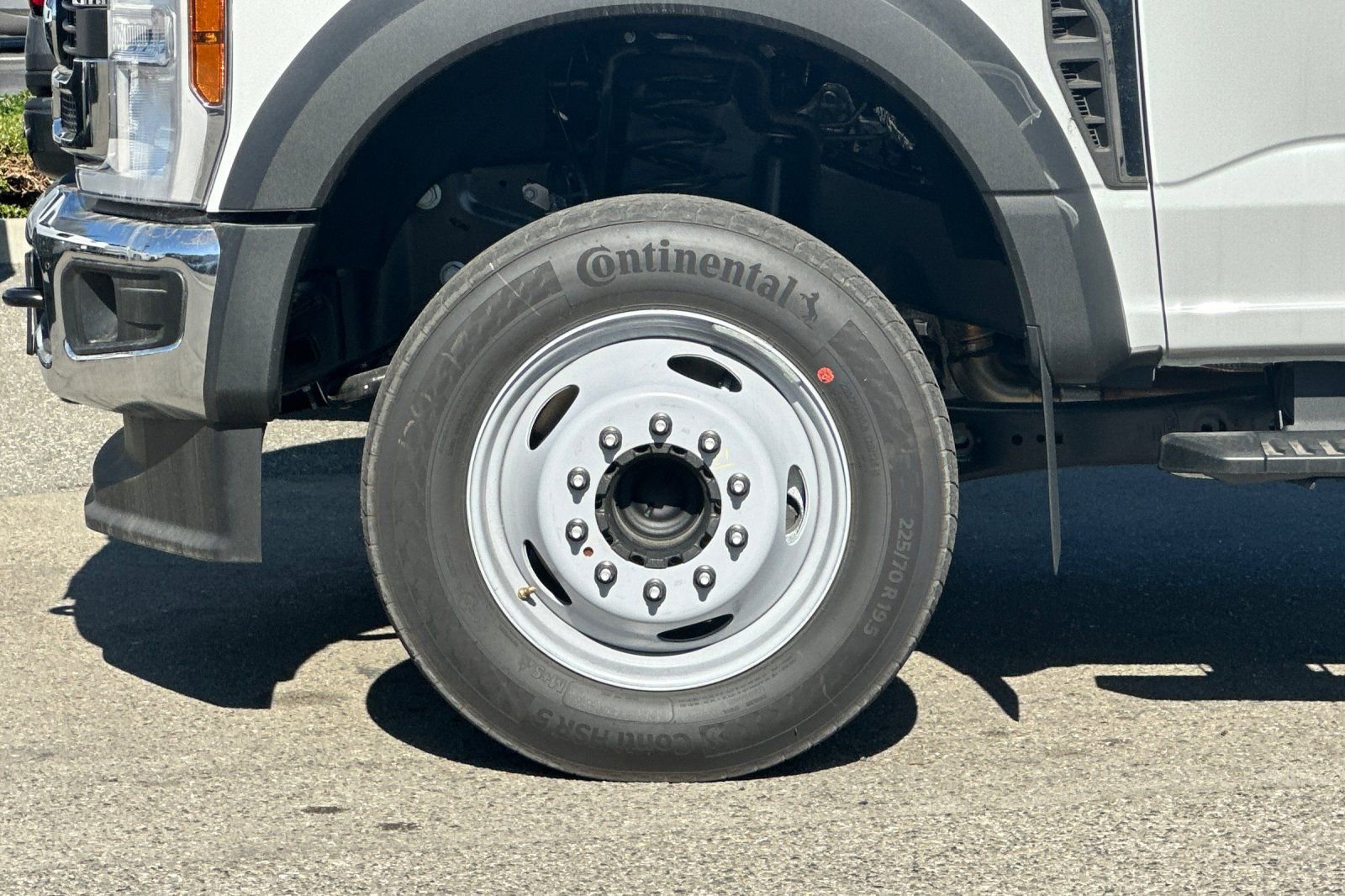 New 2026 Ford F450 XL w/ XL Chrome Package image 17