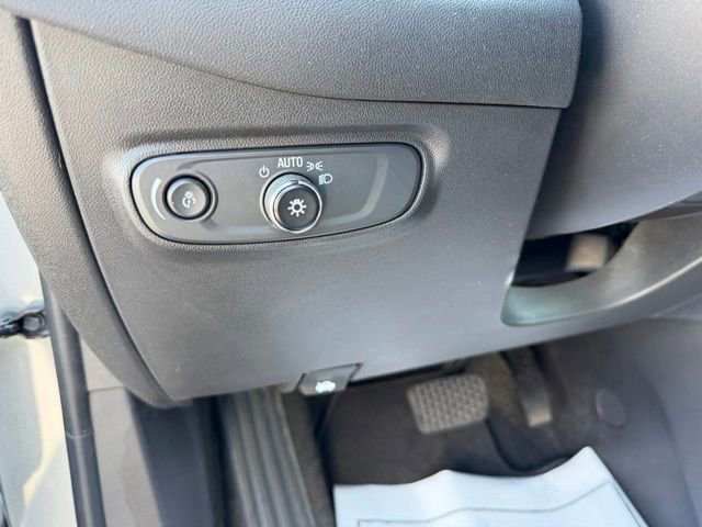 Certified 2024 Chevrolet Equinox LT FWD image 18