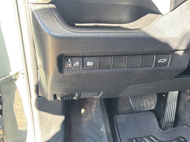 Used 2023 Toyota RAV4 XLE image 23