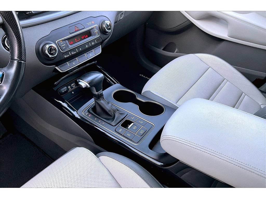 Used 2020 Kia Sorento SX AWD/4WD image 17
