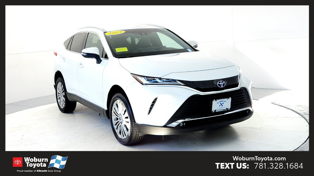 Certified 2023 Toyota Venza XLE AWD/4WD image 1